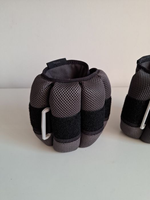 Greutăți glezne si încheieturi pentru fitness  2X2kg ( aproape noi)