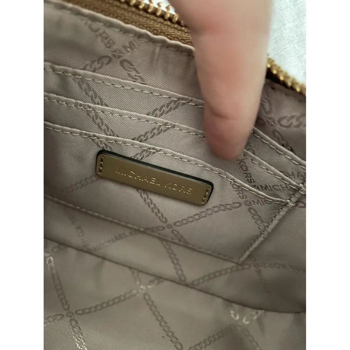 Нова чанта MICHAEL KORS Chain Pouchette