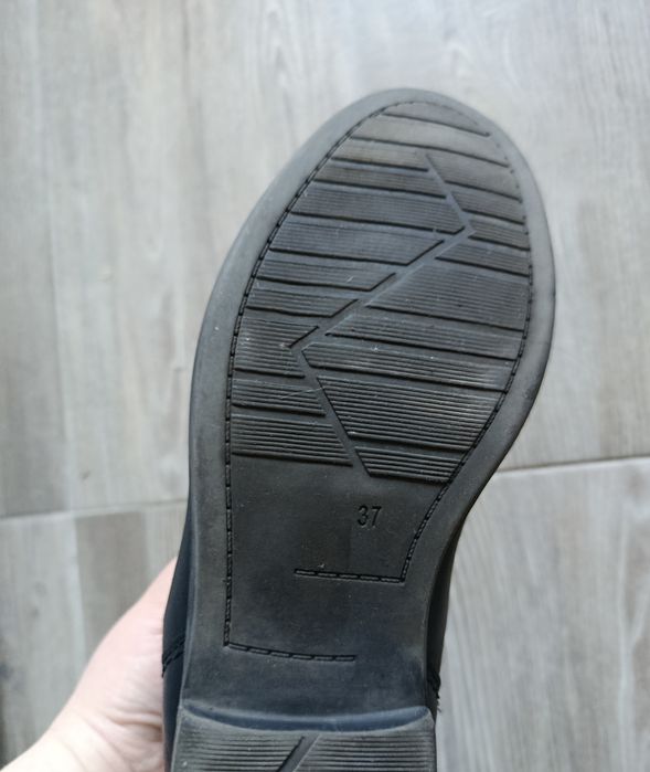 Ghete Marco Tozzi  piele naturală