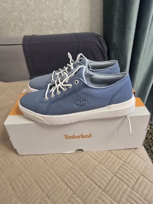 Размер 41. Кеды фирмы timberland.