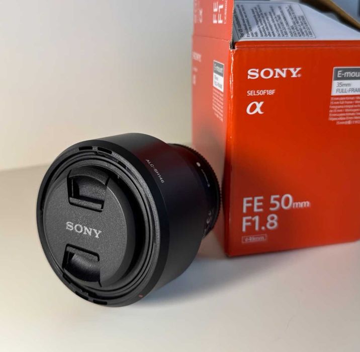 Sony 50mm 1.8 - full box