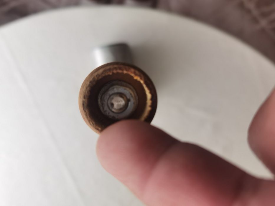 Чук от мека сплав