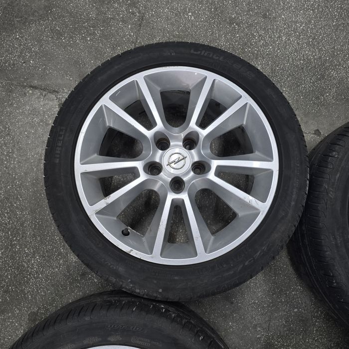 Jante de Opel cu amvelope 225/45/17 de vara Pirelli