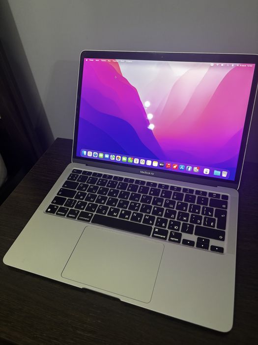Macbook air m1 2020