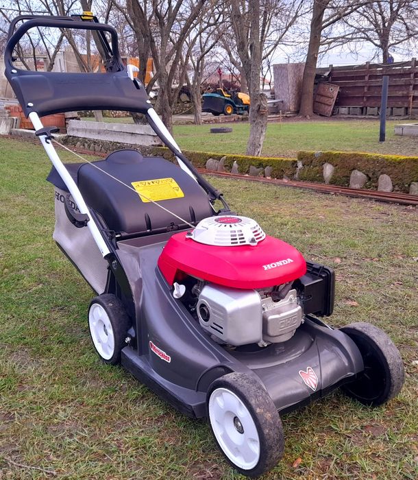 Masina tuns iarba Semi-profesională Honda HRX 426 43CM 4HP 4TIMPI