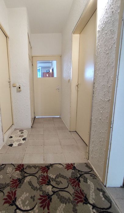 Продава се Тристаен апартамент в Шумен, Болницата - 72 кв.м за 886 €/кв.м - Снимка #4