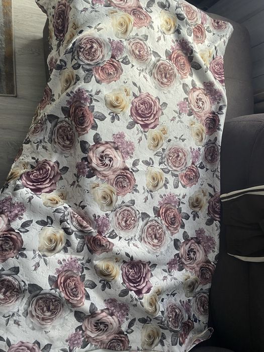 Set draperii imprimeu cu trandafiri