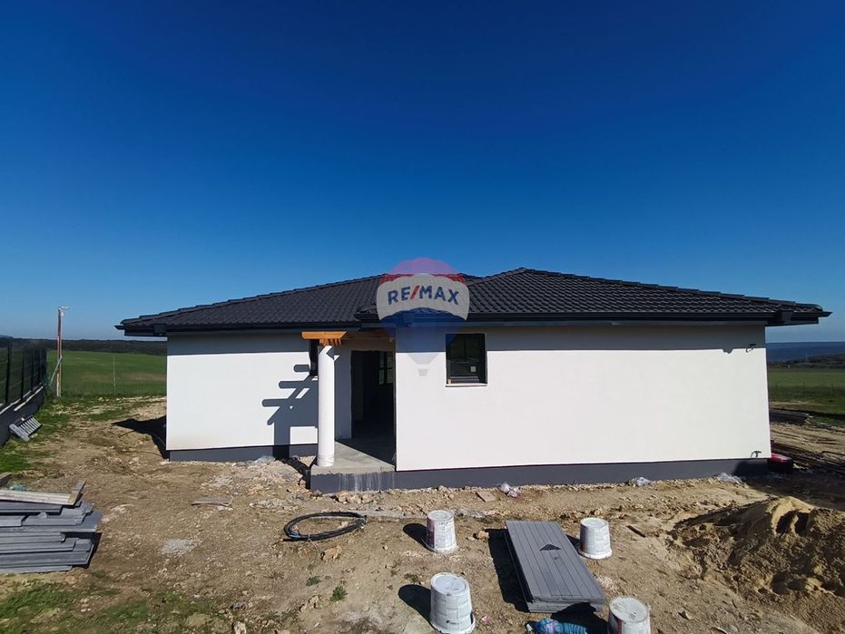 Нова къща в обл.Варна, с.Кичево, НН