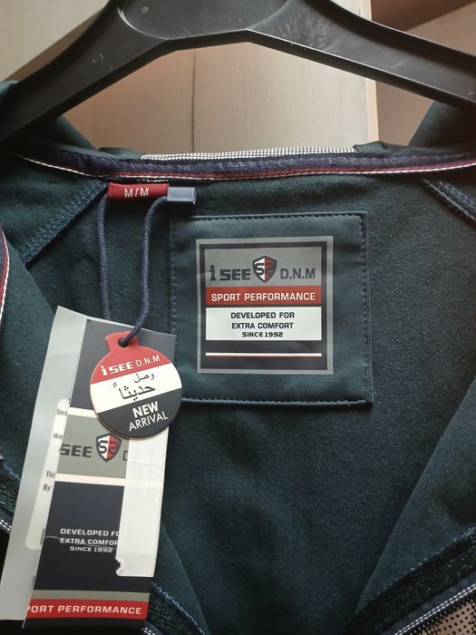 Продам куртку в отличном состоянии