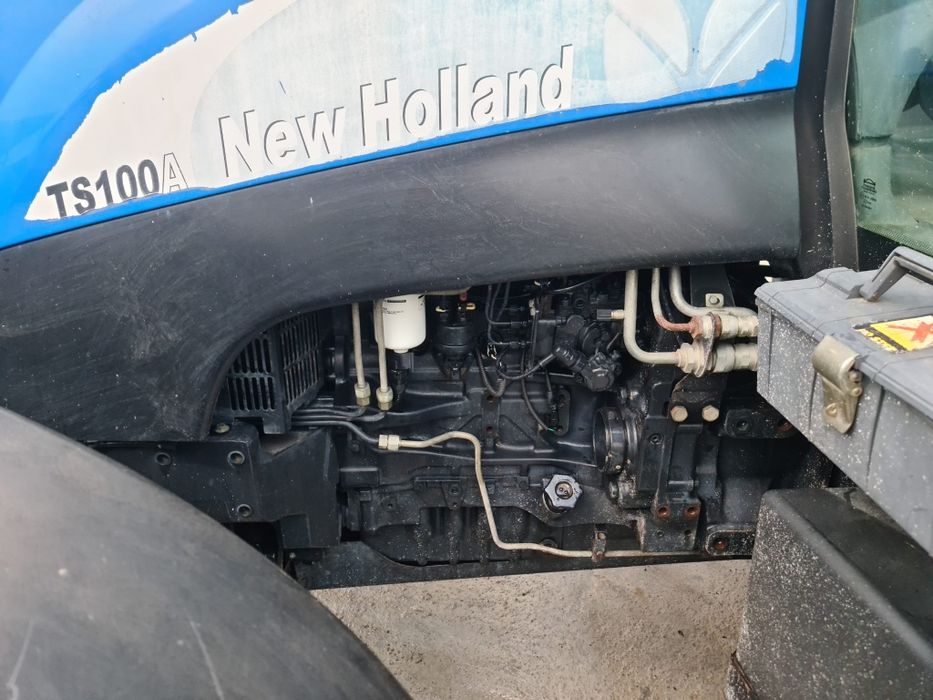 Tractor 4x4  New Hollland  ts100plus