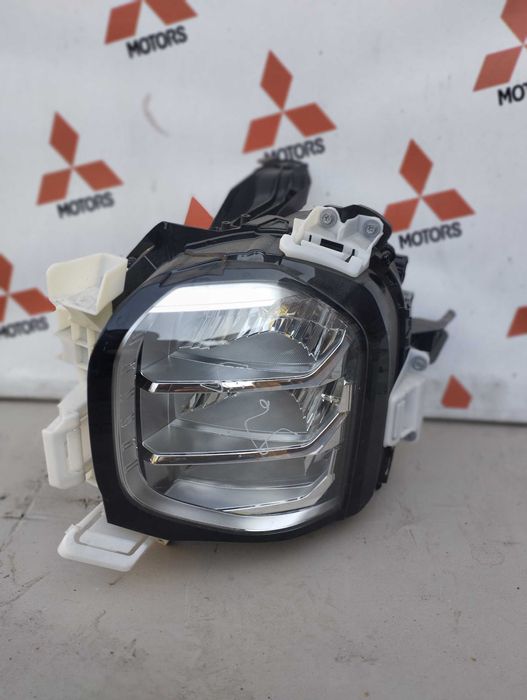 Бампер фары аутлендер 4