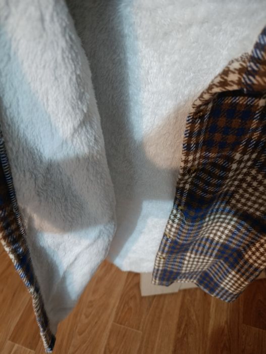 Продам новую рубашку.