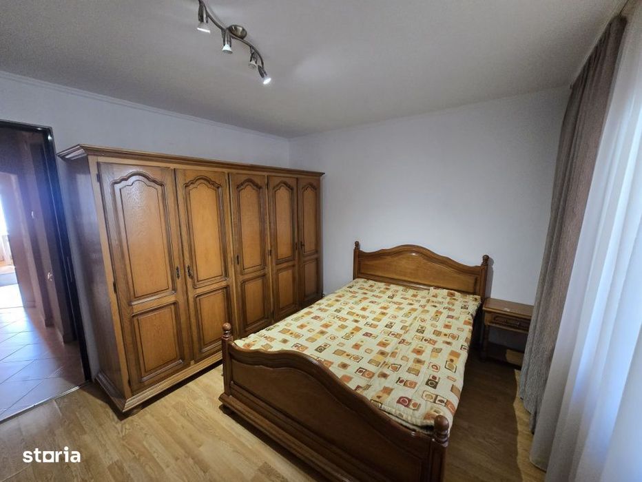 Apartamnt 3 camere Semicentral, PS-uri,  etaj 1