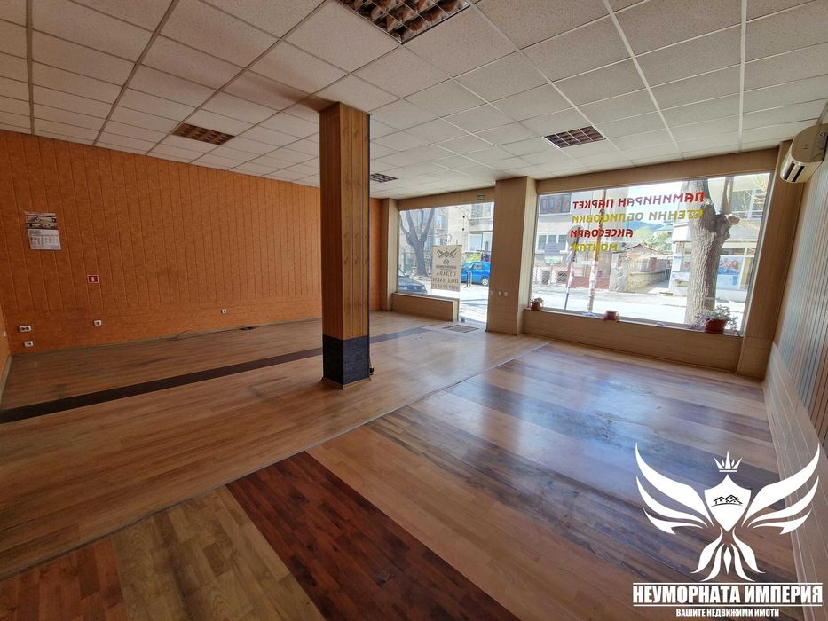 Дава се под наем Офис в Асеновград - 90 кв.м за 409 € - Снимка #5