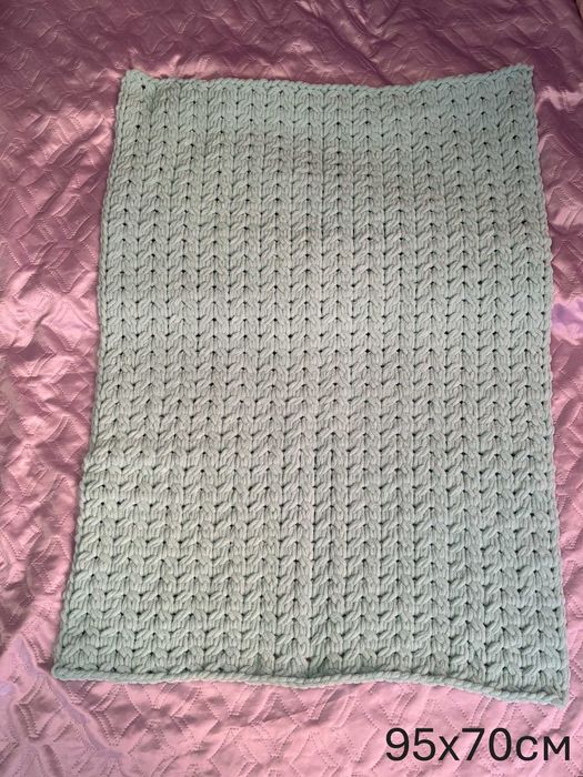 Ръчно изплетени детски пелени