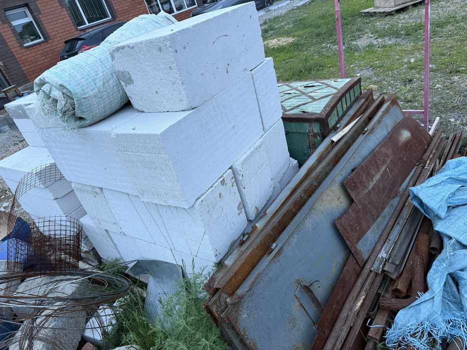 Поребрик, газоблок, кирпич