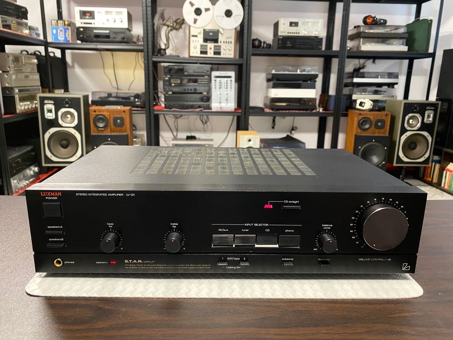 Качествен усилвател Luxman