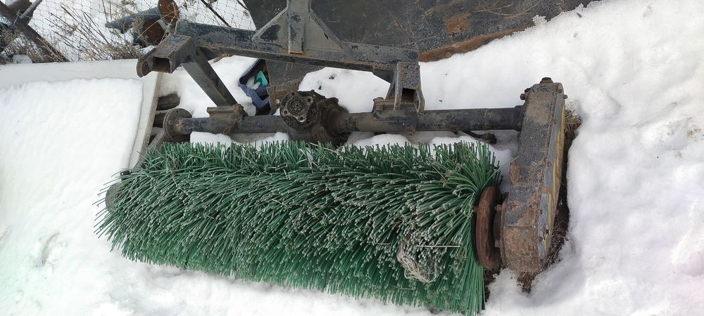 Щетка дорожная на МТЗ