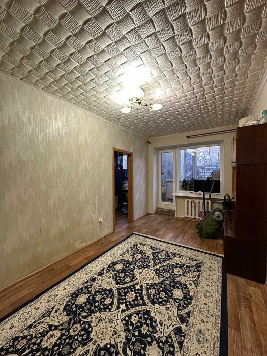 Продам 2-х комнатную квартиру в центре города