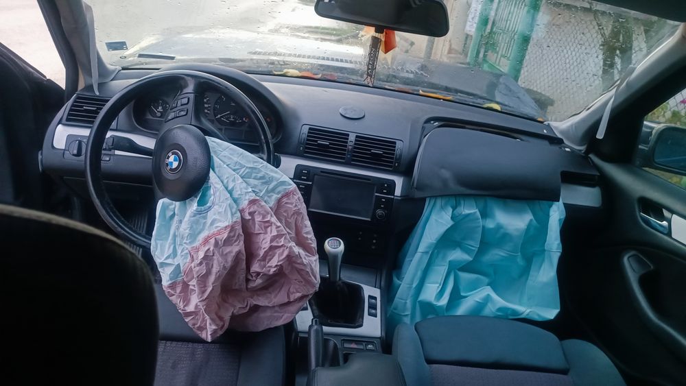 BMW E46 320d - ударена