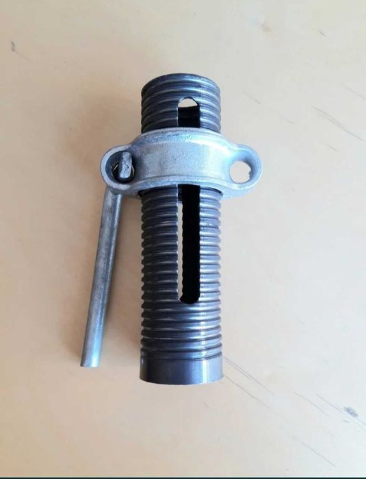 Телескопичистки стойка дамкрад и механизим