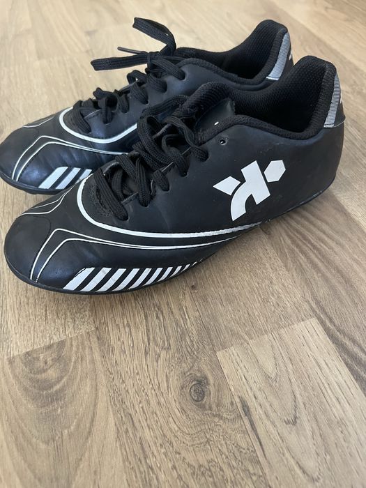 Детски бутоки и обувки за баскетбол