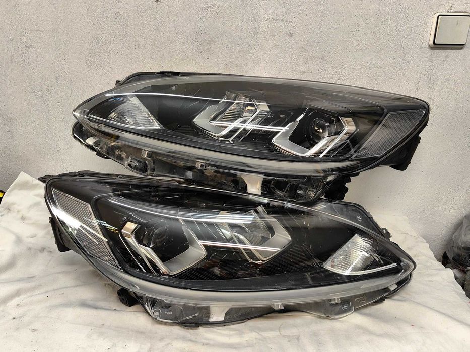 Оригинални фарове Форд Куга  Ford Kuga Led