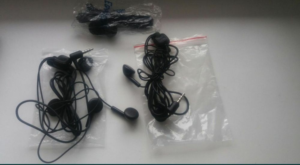 Сотовые аксесуары