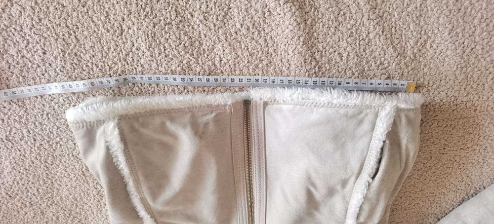 Детско кожено палто - около 7 - 9 годики