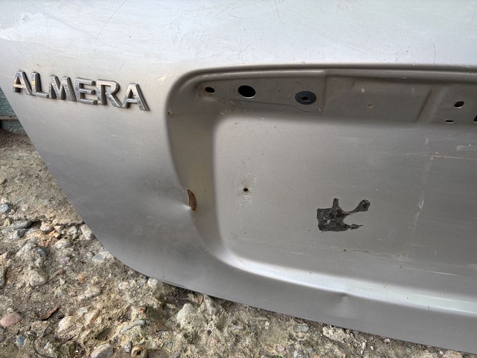 Крышка Nissan Almera