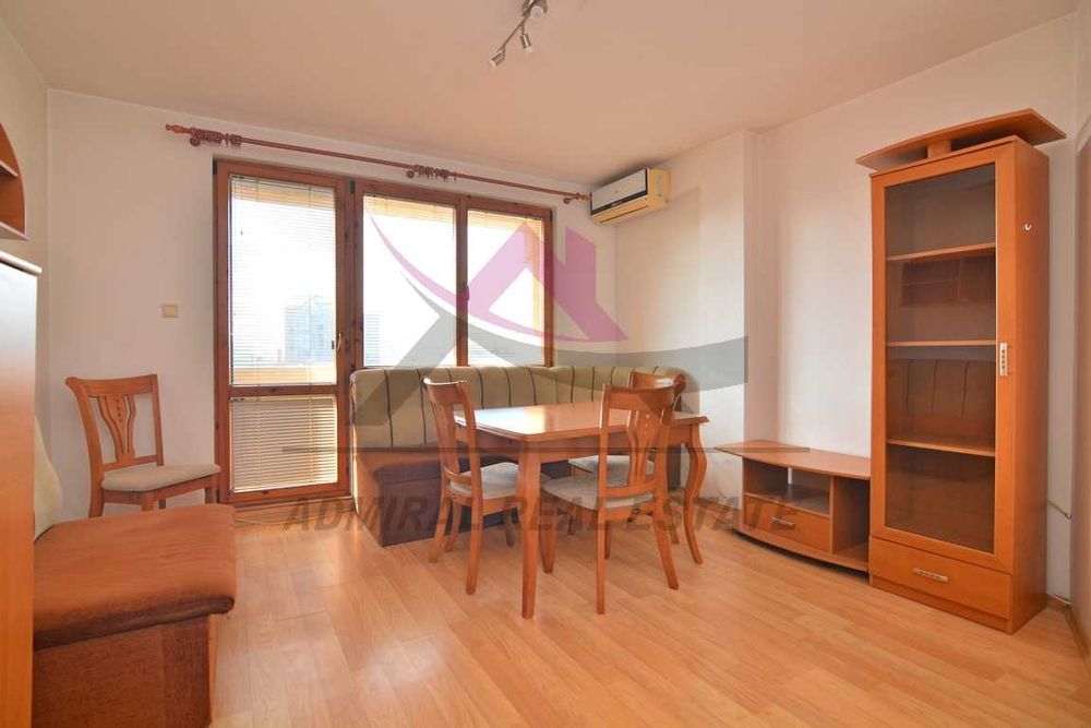 Дава се под наем Двустаен апартамент в Варна, Център - 55 кв.м за 348.84 € - Снимка #2