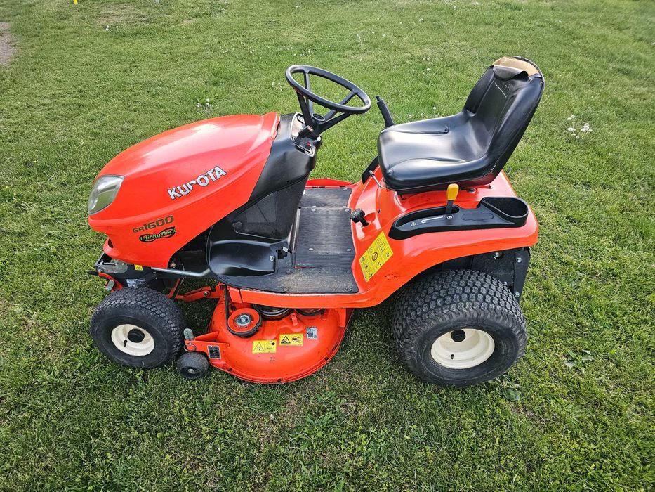 ДИЗЕЛОВА Тракторна Косачка KUBOTA. ПЕРФЕКТНА