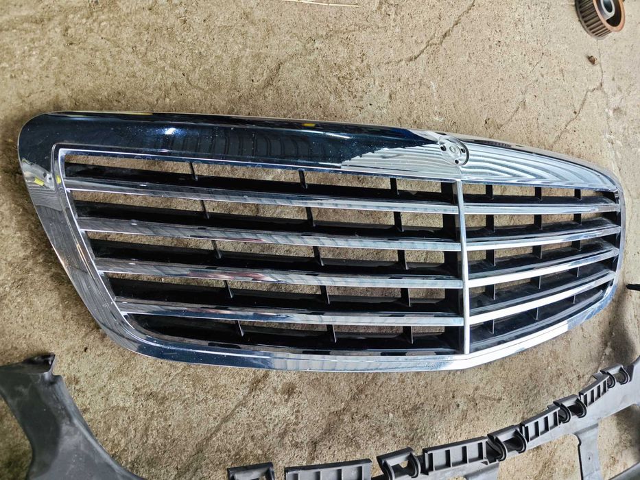 Предна решетка халогени Mercedes W221 S Class Мерцедес еС класа Н8