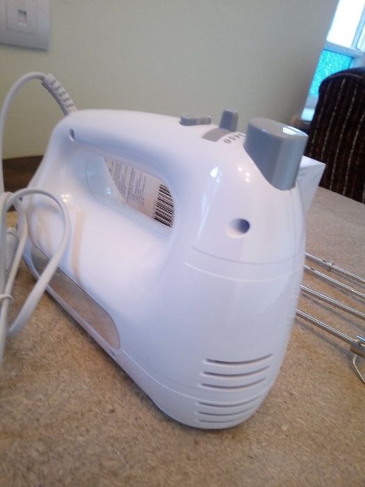 Mixer de mână Aro HM3019N cu accesorii