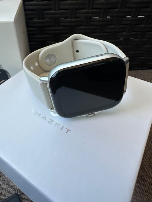 Смарт часовник Amazfit GTS 2 Grey