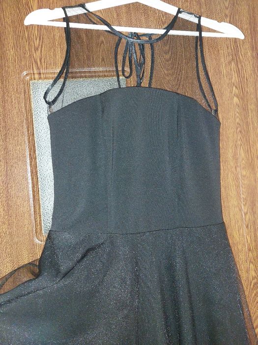 Малка черна рокля