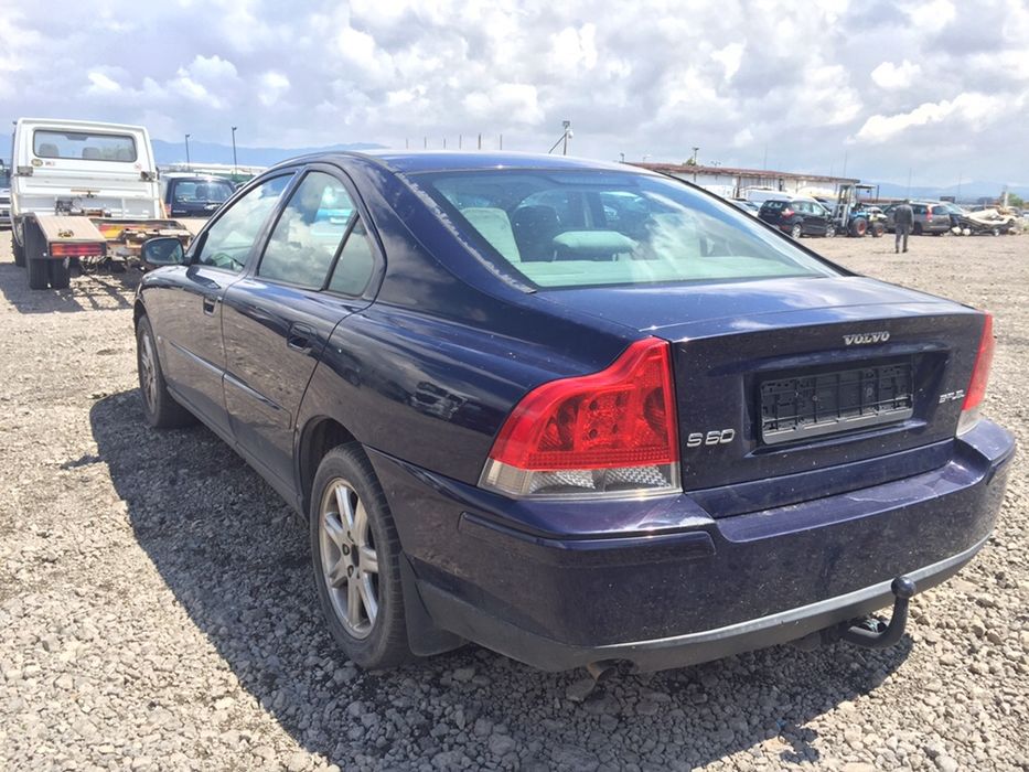 Volvo S60/2.4i/2.4 D5/2003г,На части