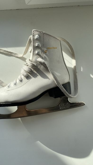 Детские фигурные коньки