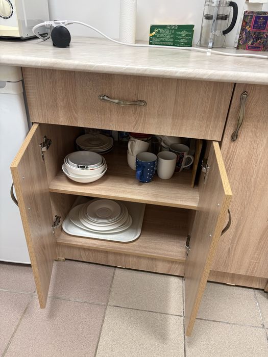 Продается кухонный шкаф