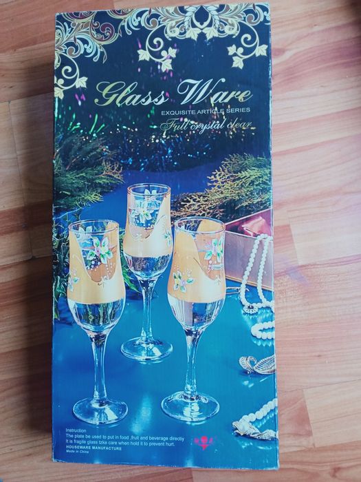 Продам фужеры новые