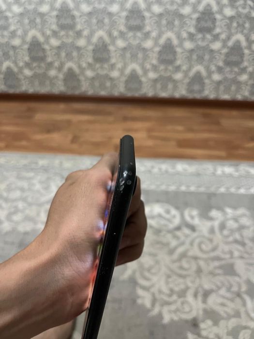 Iphone Xr продам