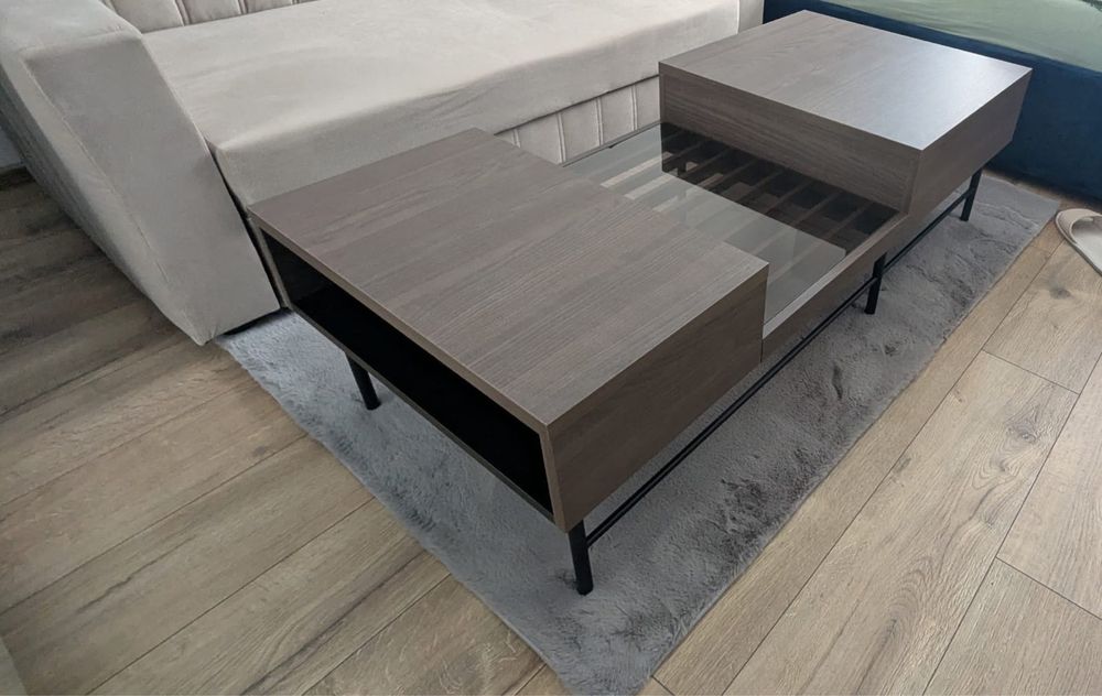 Masă cafea modernă cu sticlă și spații depozitare