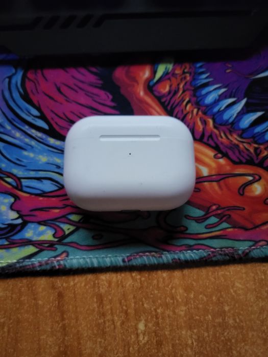 Airpods 1 pro folosit