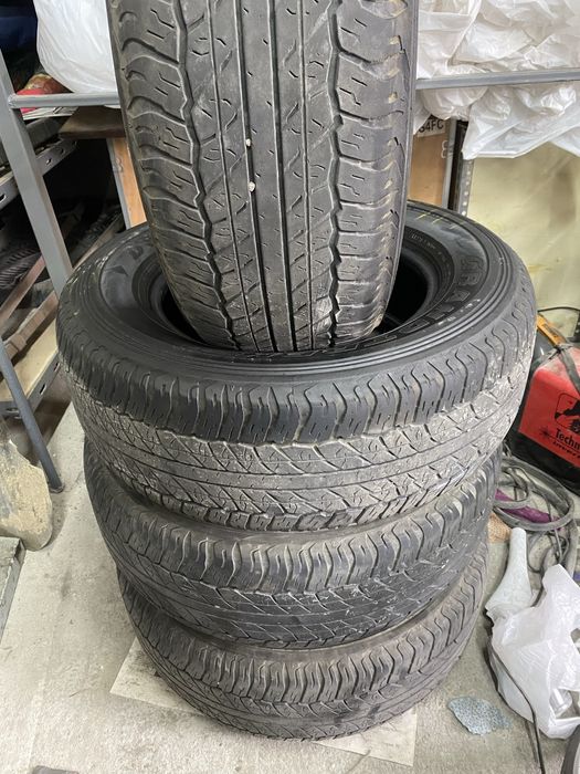 Продам резину Dunlop 265/65R17