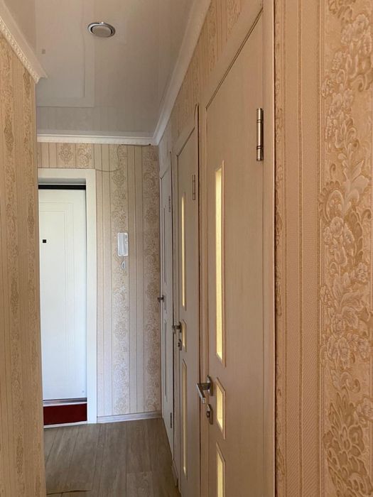 Продам трехкомнатную квартиру