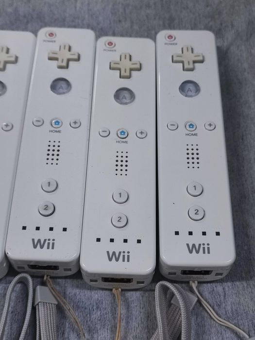 Telecomandă Nintendo Wii Remote originală RVL 003 albă