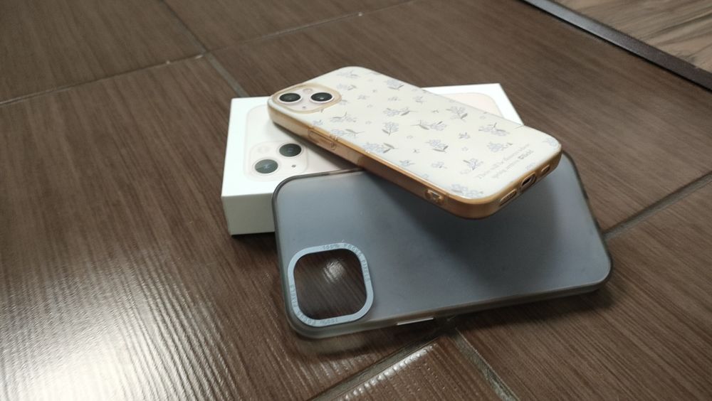 iPhone 13, 128 GB, с коробкой документами