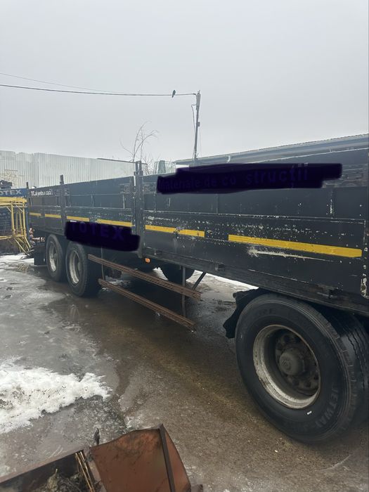 Remorca KAESSBOHRER D19L  8,2 m lungime!