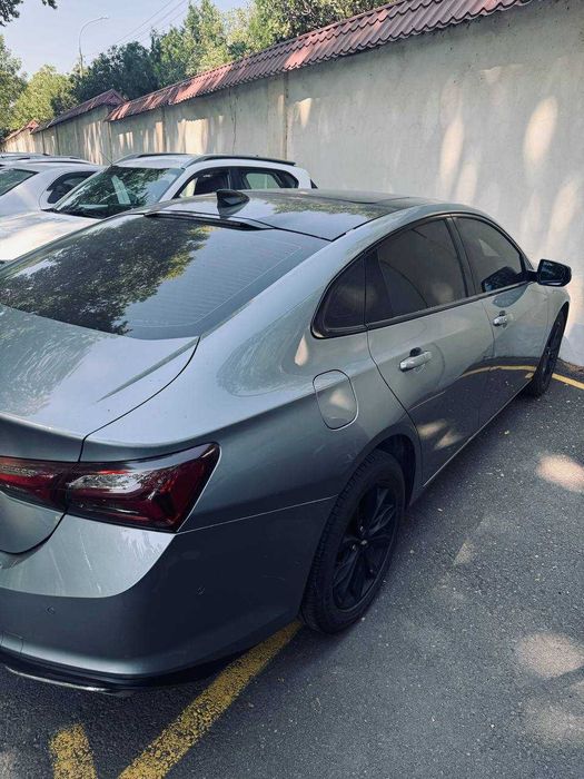 MALIBU XL 2023 Silver