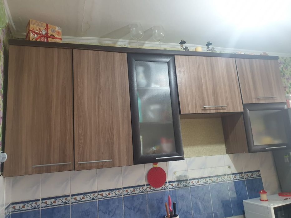 Продам кух.гарнитур и шкаф